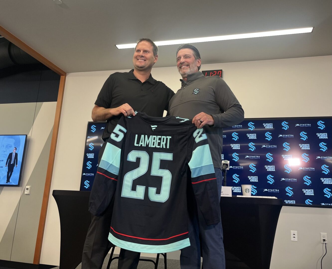 dannyrdebock's tweet card. 6/9/2025 SEATTLE, WASH The Seattle Kraken welcomed new head coach Lane Lambert to the Emerald City Monday morning. “The organization is first class all the way the facilities, everything on down. I...