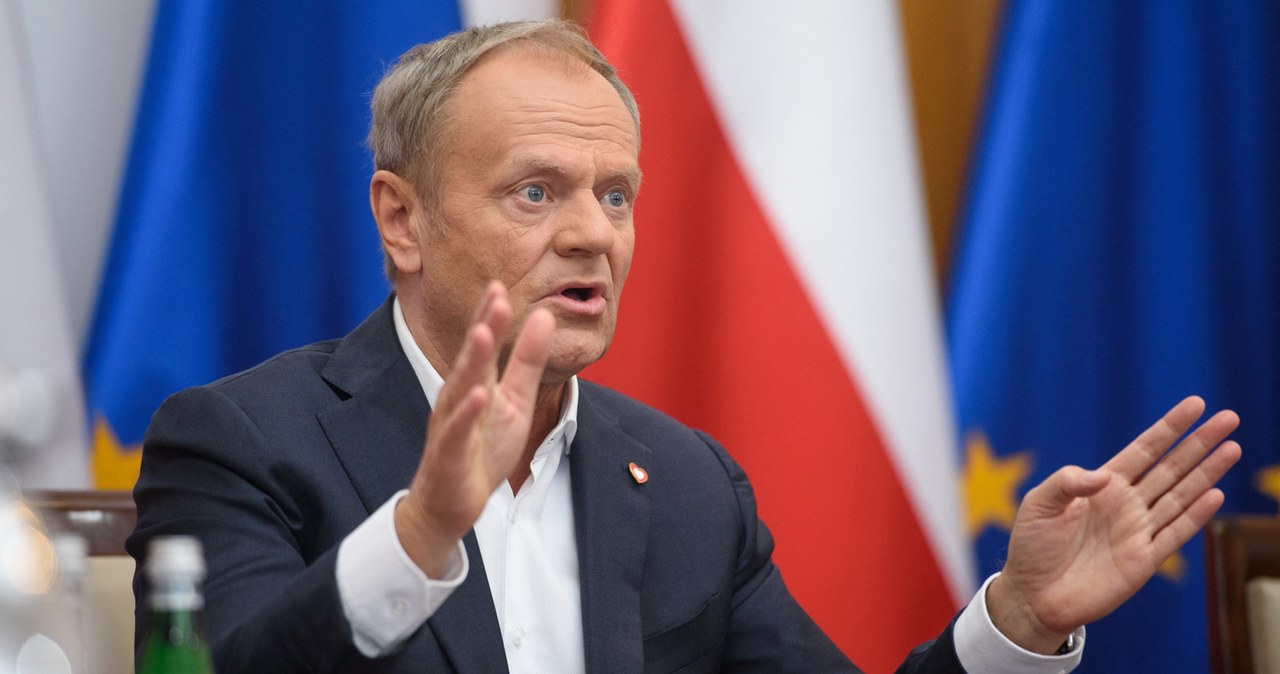 RafalWos's tweet card. To już nie te czasy, gdy Polacy na dźwięk hasła "miliardy z Brukseli" padali na kolana w geście usłużnego oczekiwania na rozkazy.