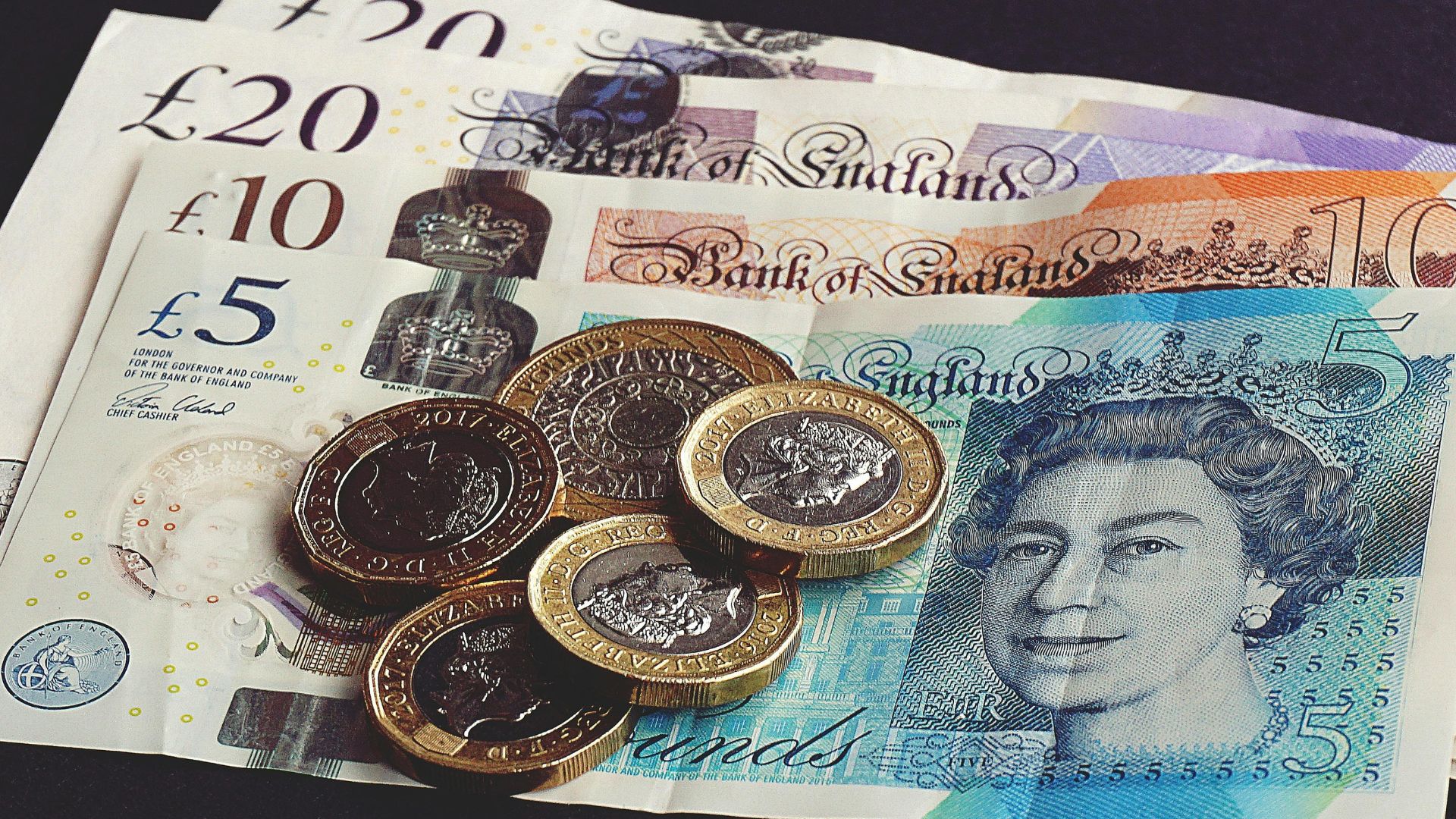 evansjoseph_'s tweet card. A campaign is trying to raise retail pay by getting shareholders at JD Sports, M&S and Next to vote for pay transparency.