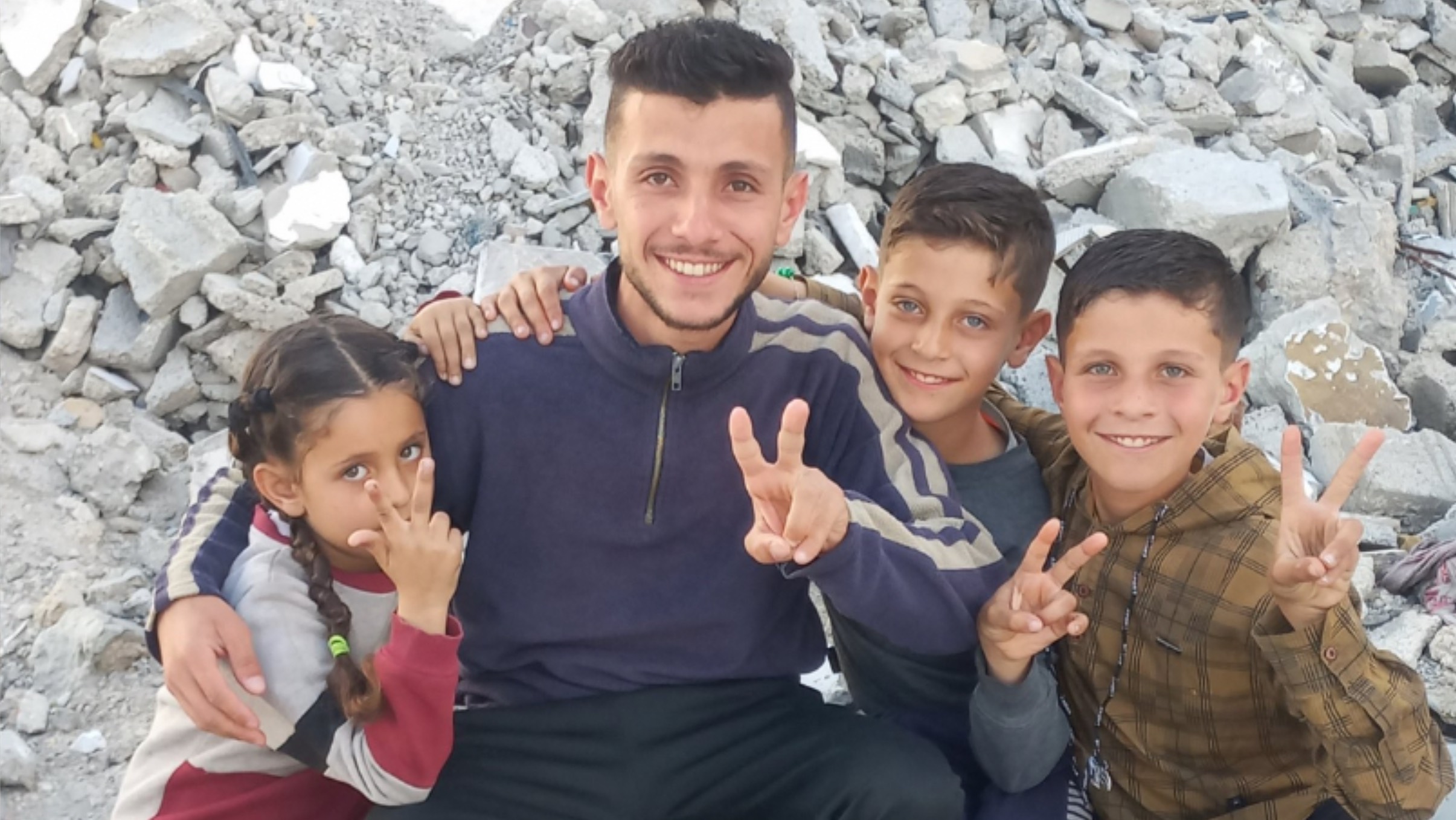MahmoudMassri15's tweet card. "My name is Mahmoud Al-Masri, a 23-year-old young man from the heart of war-torn Gaza. I was studying Biomedical Engineering at Al-Azhar University – Gaza, dreaming of a future where I could help...