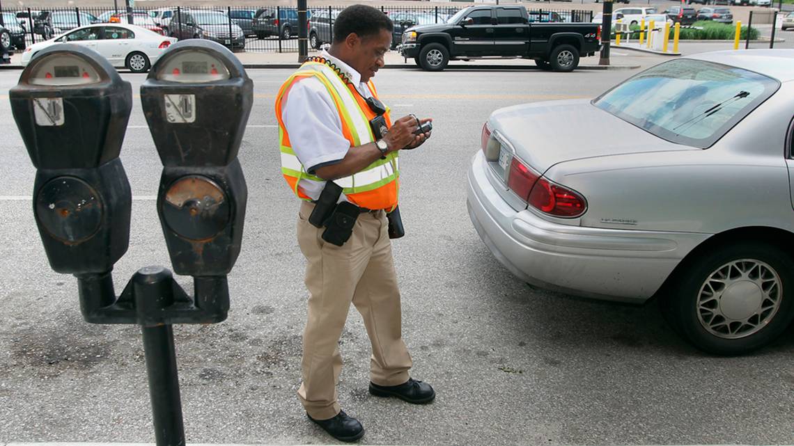 KCStarOpinion's tweet card. If Westport, the Crossroads and Brookside all have different rules for parking, who can keep it straight? | Opinion