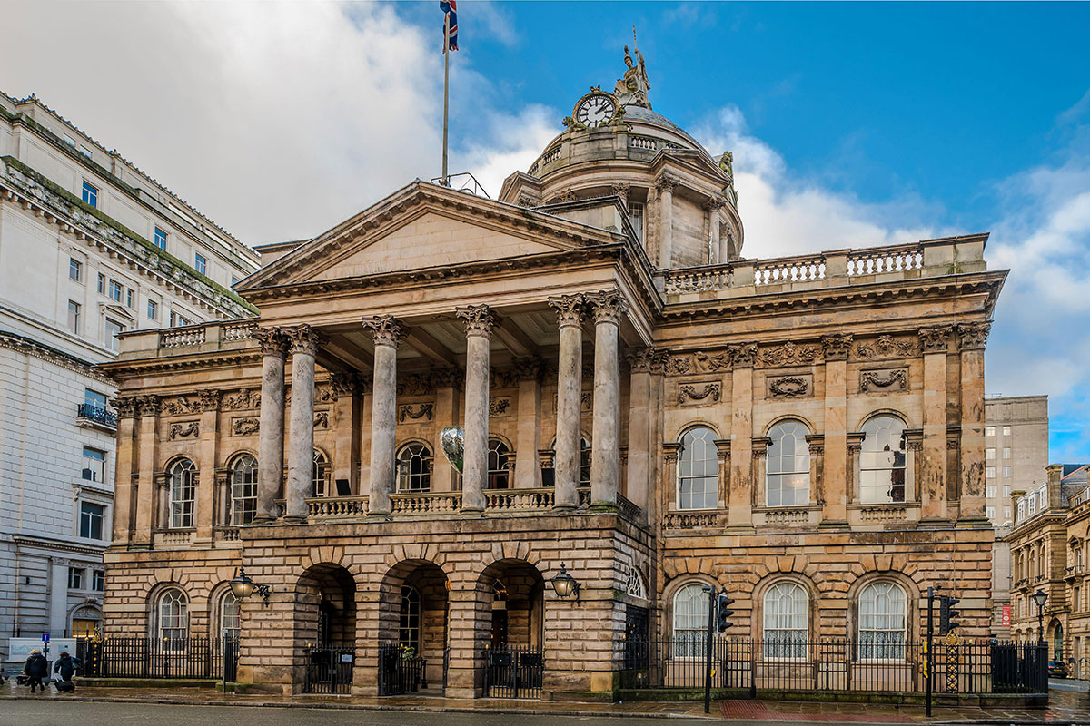 insidehousing's tweet card. Liverpool City Council is planning to procure HMOs and studios from private landlords in a bid to reduce the number of people staying in B&Bs and hotels.