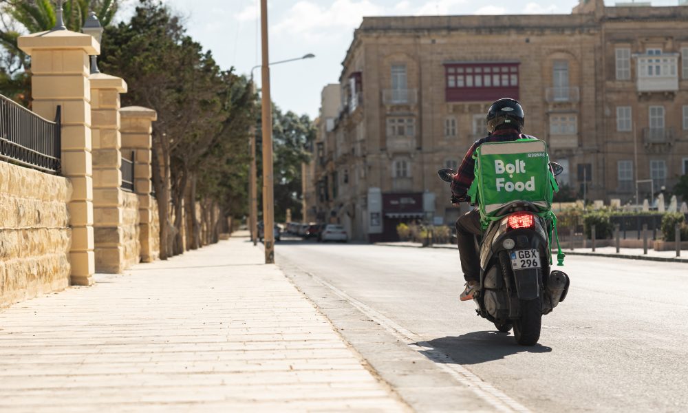 VAM_2020's tweet card. Kindly share this article Foremost migration body, the International Organization for Migration (IOM) and Bolt, a leading European platform for ride-hailing and food delivery services, have signed a...