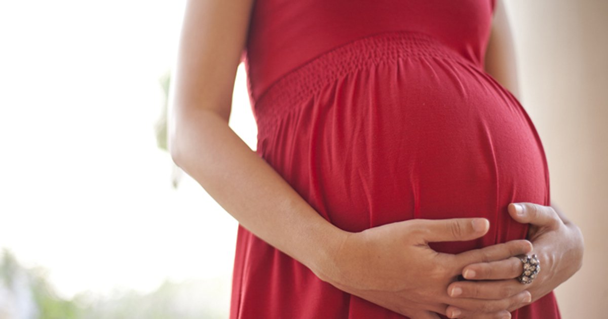 GoHealio's tweet card. Members of an FDA expert panel discussed the risks and benefits of selective serotonin reuptake inhibitors, or SSRIs, for depression during pregnancy, with some calling for stronger warning labels.