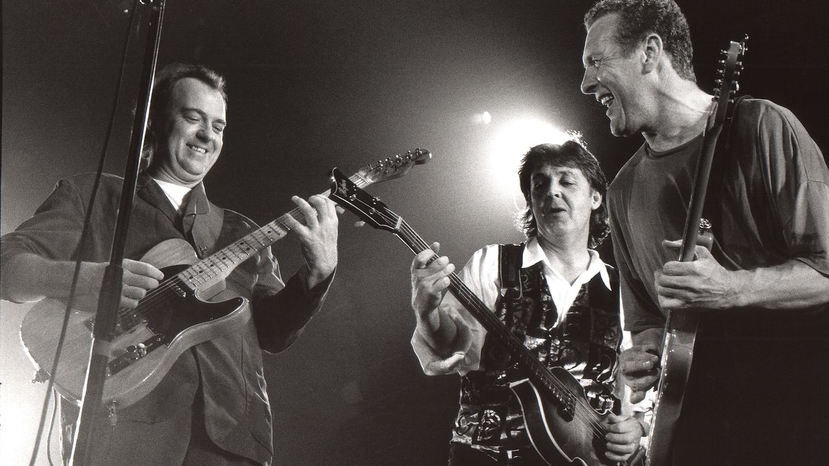GuitarWorld's tweet card. The pair would come full circle and perform the song together years later during an MTV Unplugged session