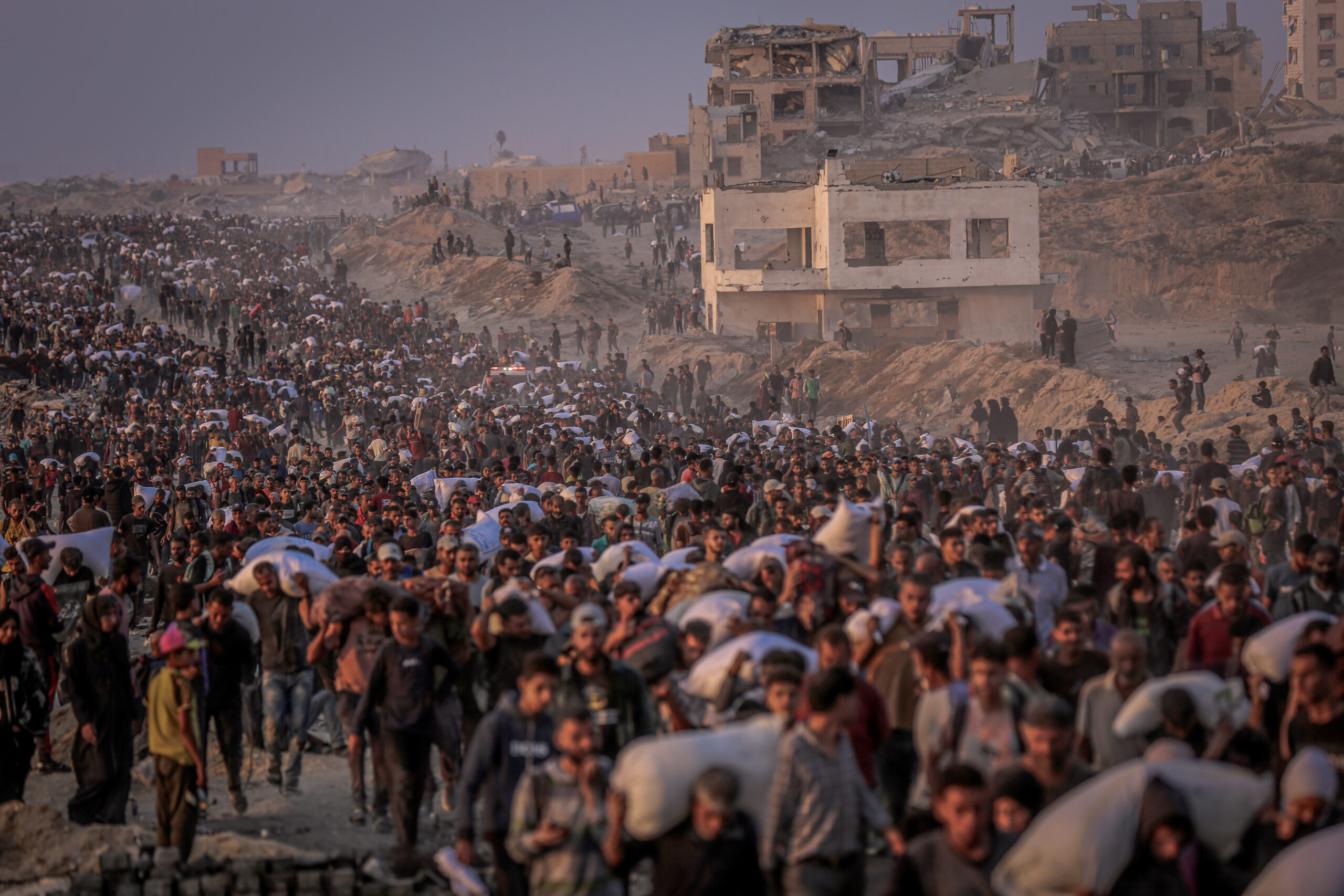 ElvinaPothelet's tweet card. This Q&A seeks to provide a basic guide to some of the legal issues raised by the Israeli-imposed aid delivery scheme in Gaza.