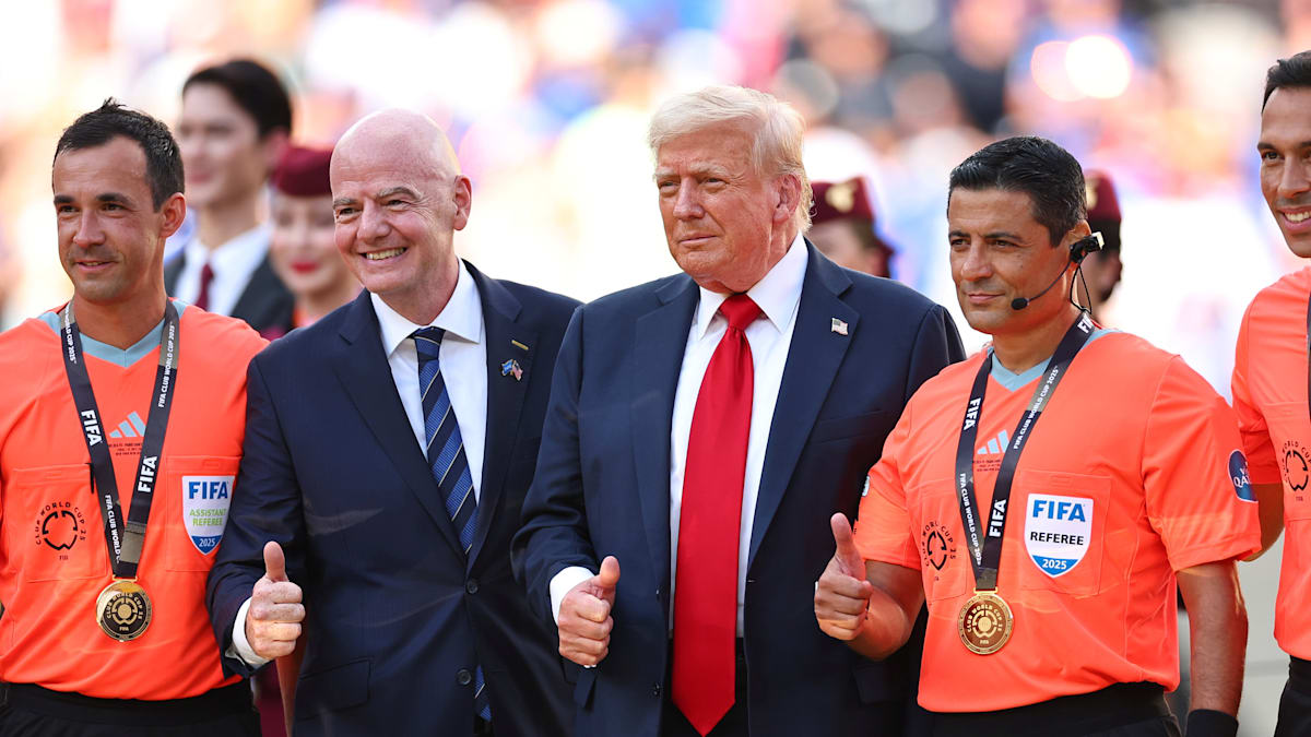Tim_Roehn's tweet card. Mit einer Mischung aus unermüdlichem Elan und medienwirksamem Auftritt hat sich der schweizerisch-italienische Sportfunktionär Gianni Infantino einen festen Platz in der Weltpolitik erarbeitet. So...