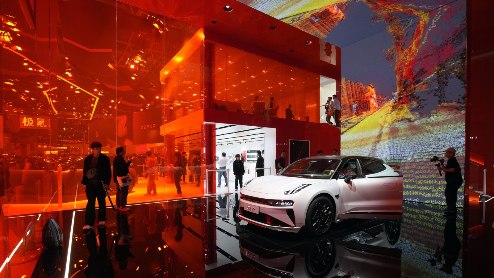 JeelaniReports's tweet card. Even as BYD grabs headlines, a pack of Chinese automakers is quietly conquering overseas markets with aggressive pricing and localization.