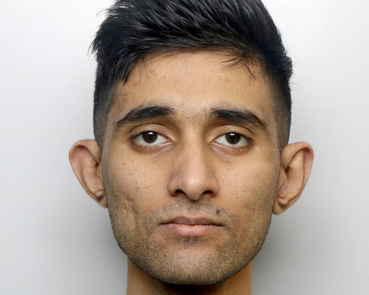 JMoncktonSmith's tweet card. Habibur Masum tracked down and murdered Kulsuma Akter as she was pushing their baby son in a pram