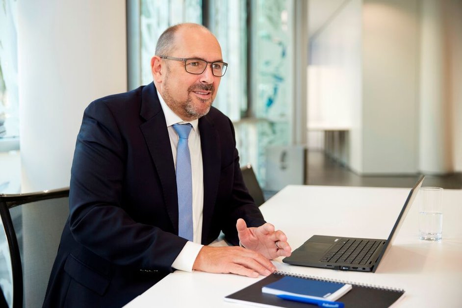 IngenieurGruen's tweet card. Matthias Wodniok, Mitglied des Vorstandes der Fabasoft Gruppe spricht über die Kraft von KI als Motor der Digitalisierung und über die Chancen für eine effizientere und modernere Verwaltung.