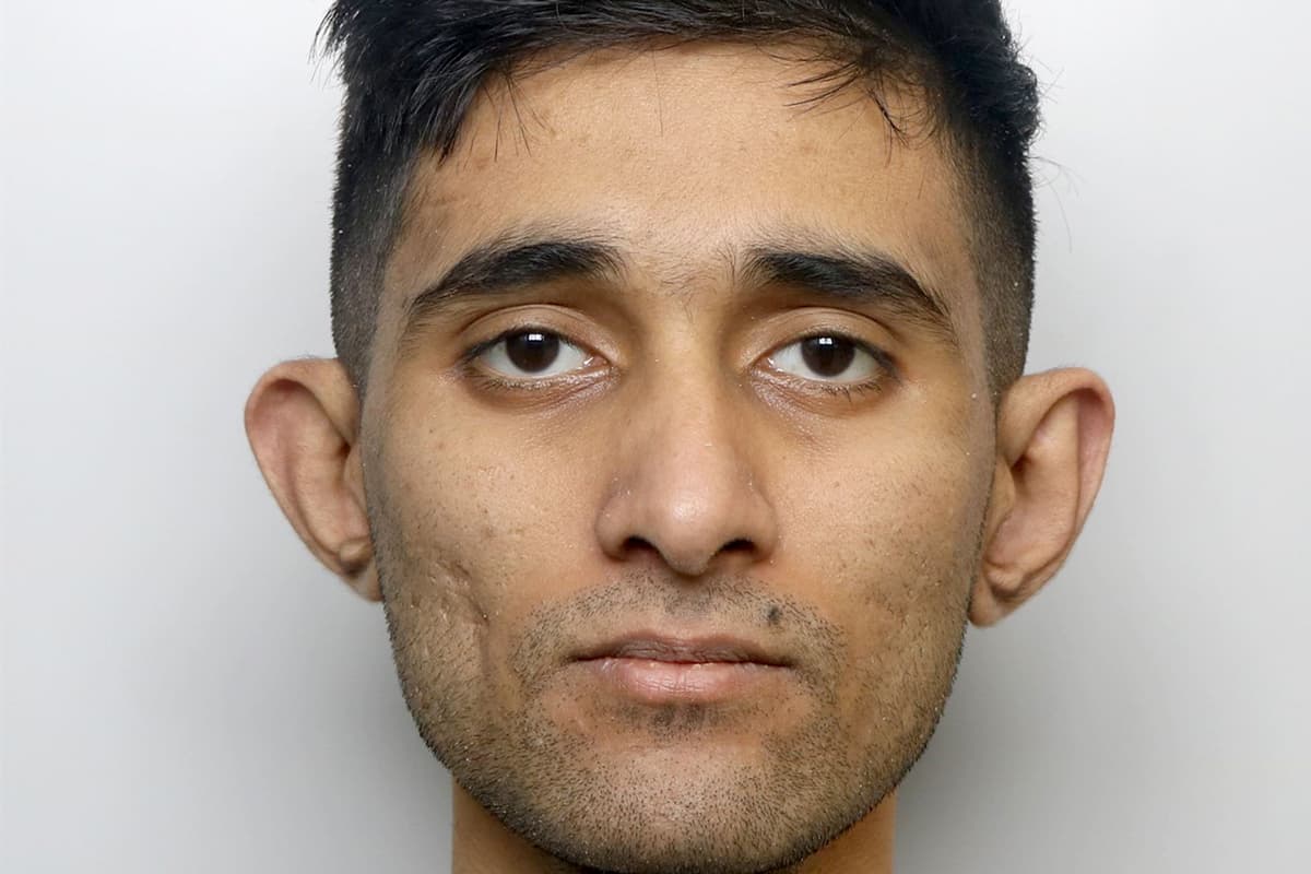standardnews's tweet card. Habibur Masum tracked Kulsuma Akter to a women’s refuge and attacked her in broad daylight.