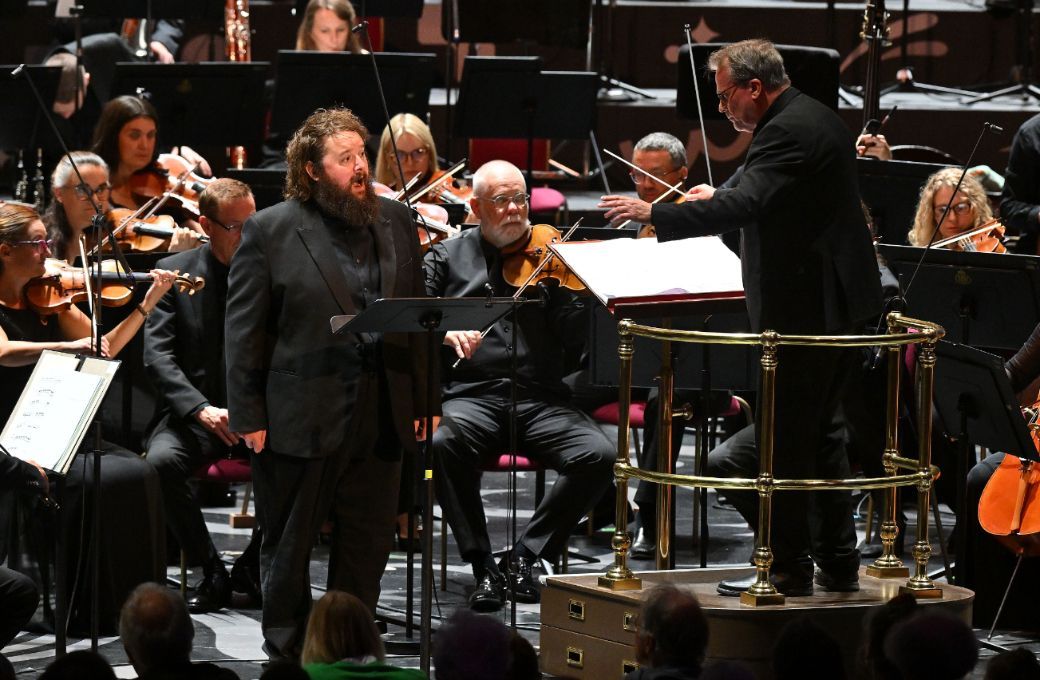 bachtrack's tweet card. Mahler's “Cinderella” symphony receives another London outing, conducted by John Storgårds at the Royal Albert Hall. 