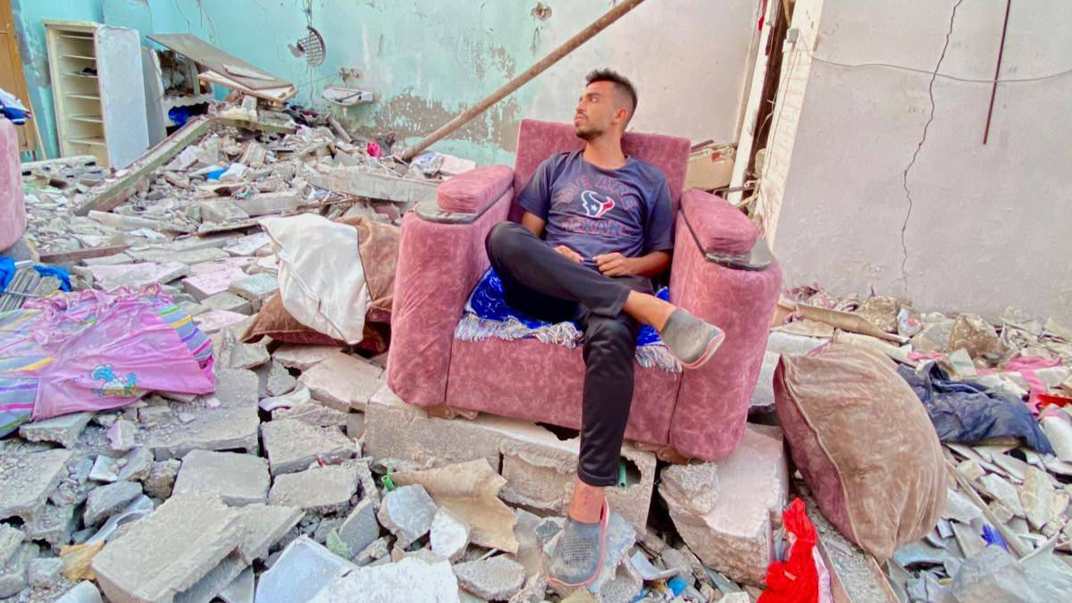 wadi_omar1's tweet card. Hi everyone, my name is Omar Wadi, 22 years old from Gaza city , and I’m studying nursing and I was living a great life full of dreams to be achieved but unfortunately now we’re going through this...
