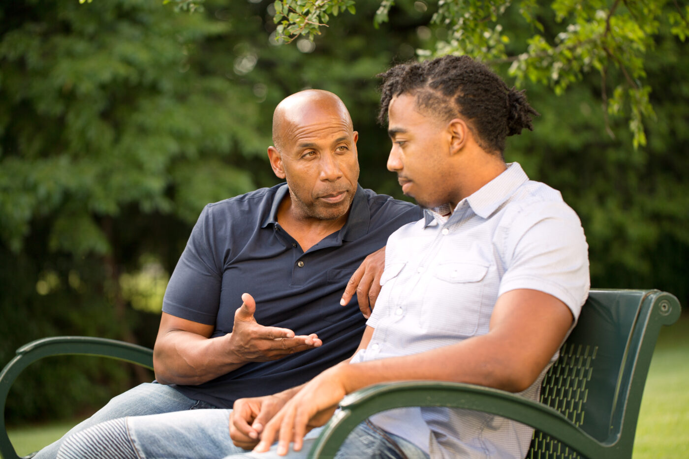 AllProDad's tweet card. Are you a prideful dad? Here are 5 signs that you are—and why today's a good day to learn how not to be a prideful dad.