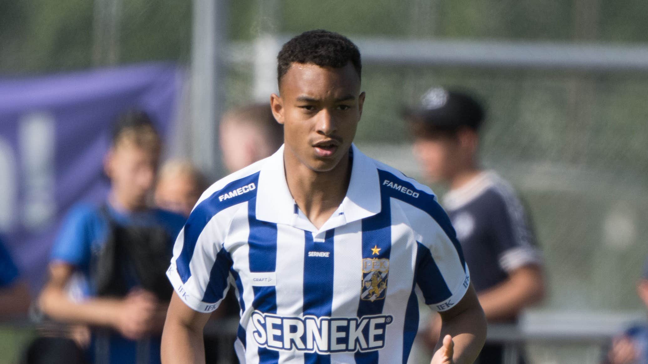 AnelAvdic's tweet card. Ben Magnusson har gjort sitt val. Enligt Expressens källor är IFK Göteborg överens med IK Sirius. Inträffar inget oväntat presenteras han inom den närmsta tiden.