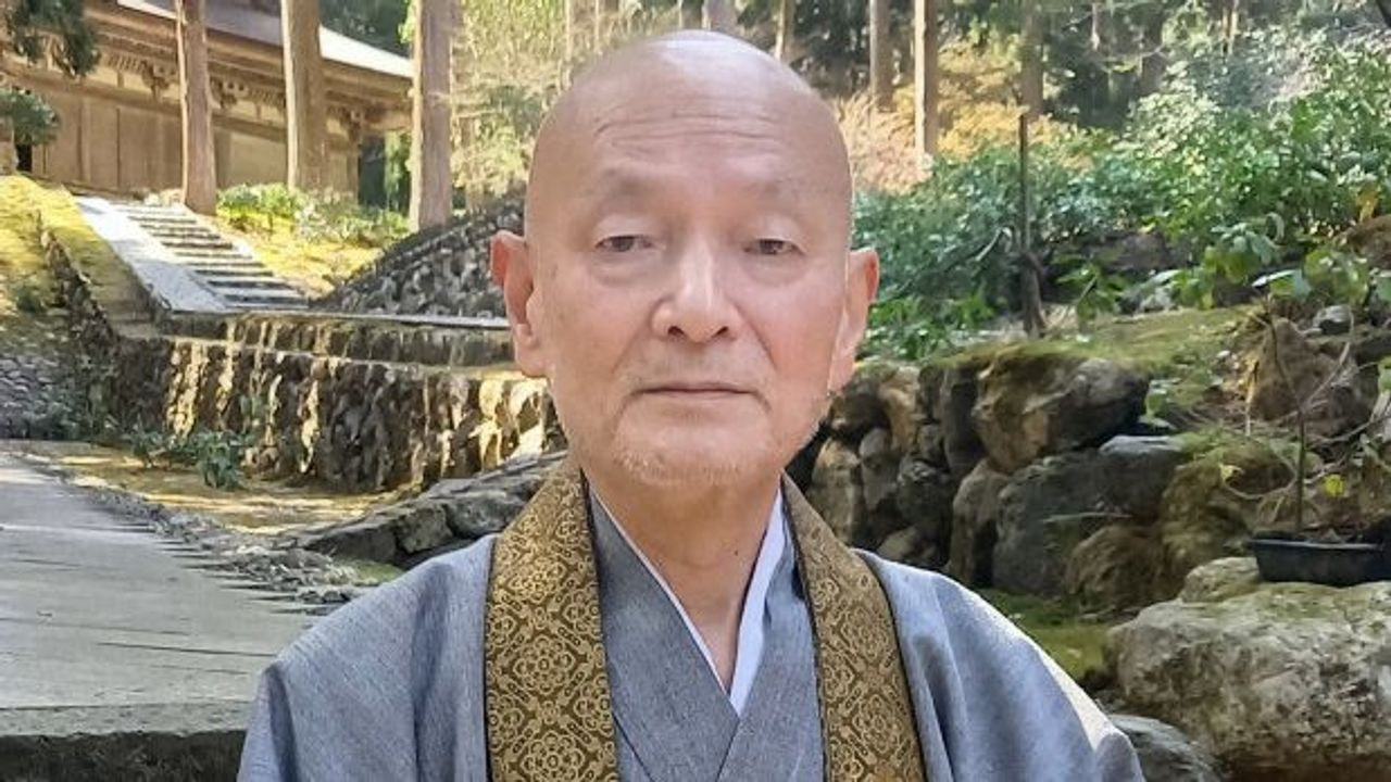 YahooNewsTopics's tweet card. 原発の新増設やリプレース（建て替え）は時代錯誤だ――。美浜原発（福井県美浜町）の敷地内での新増設や建て替えを巡り、関西電力は22日、地質調査を再開すると発表した。これに対して、地元などでは怒りの声も
