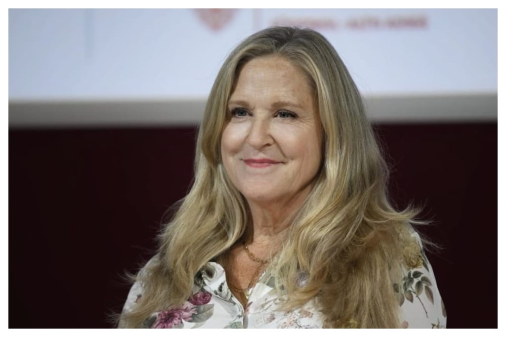 DEADLINE's tweet card. Morgan Freeman Company CEO Lori McCreary Talks Role Of Producers In AI Age: “We're The Last Line Between Talent & Technology” - AVP Summit