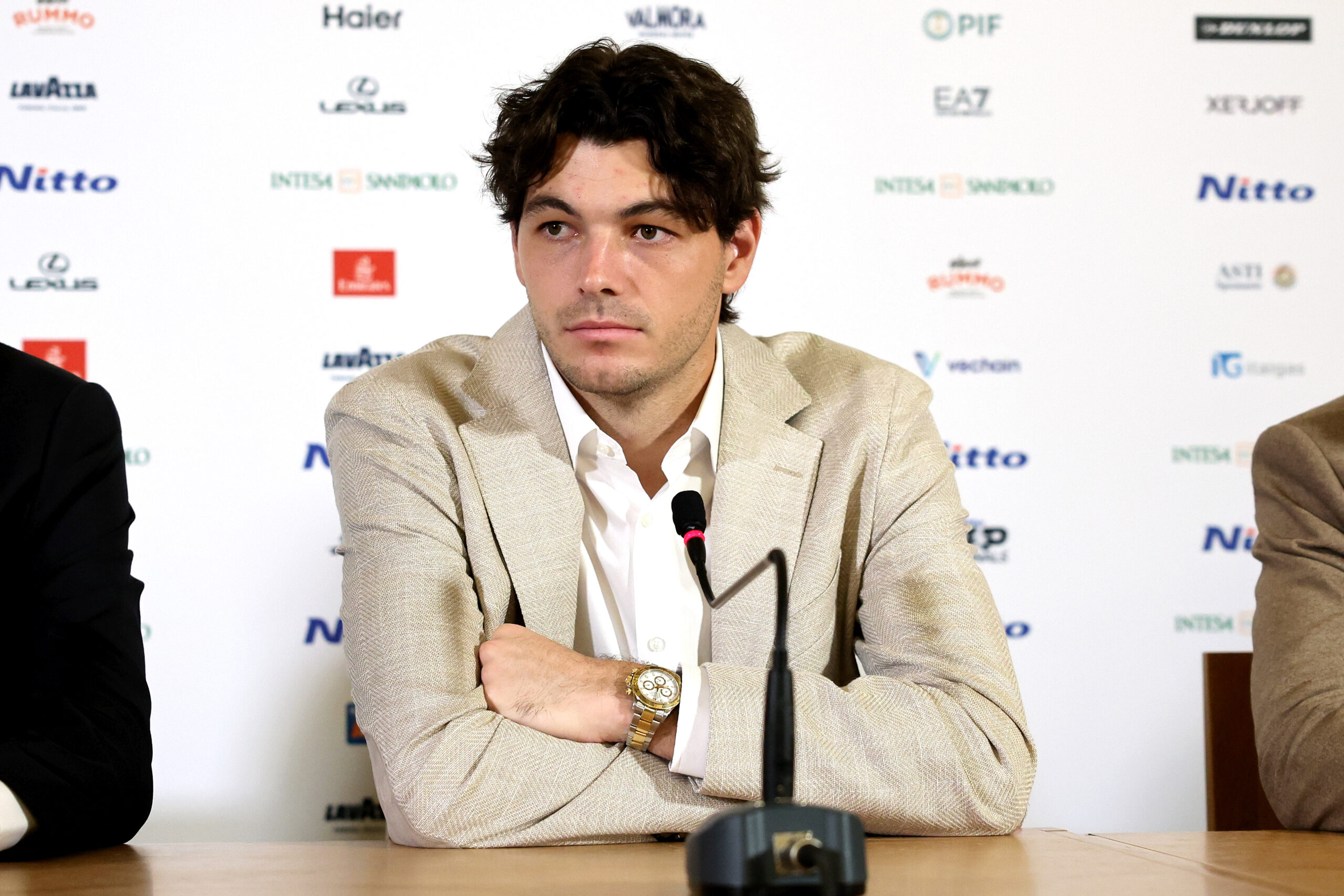 Ubitennis's tweet card. Tennis - Interviste | “Tutti chiedono di accorciare la stagione, ma avviene l’opposto: è una follia” sentenzia il numero 4 ATP, che ha già giocato 14 tornei nel 2025