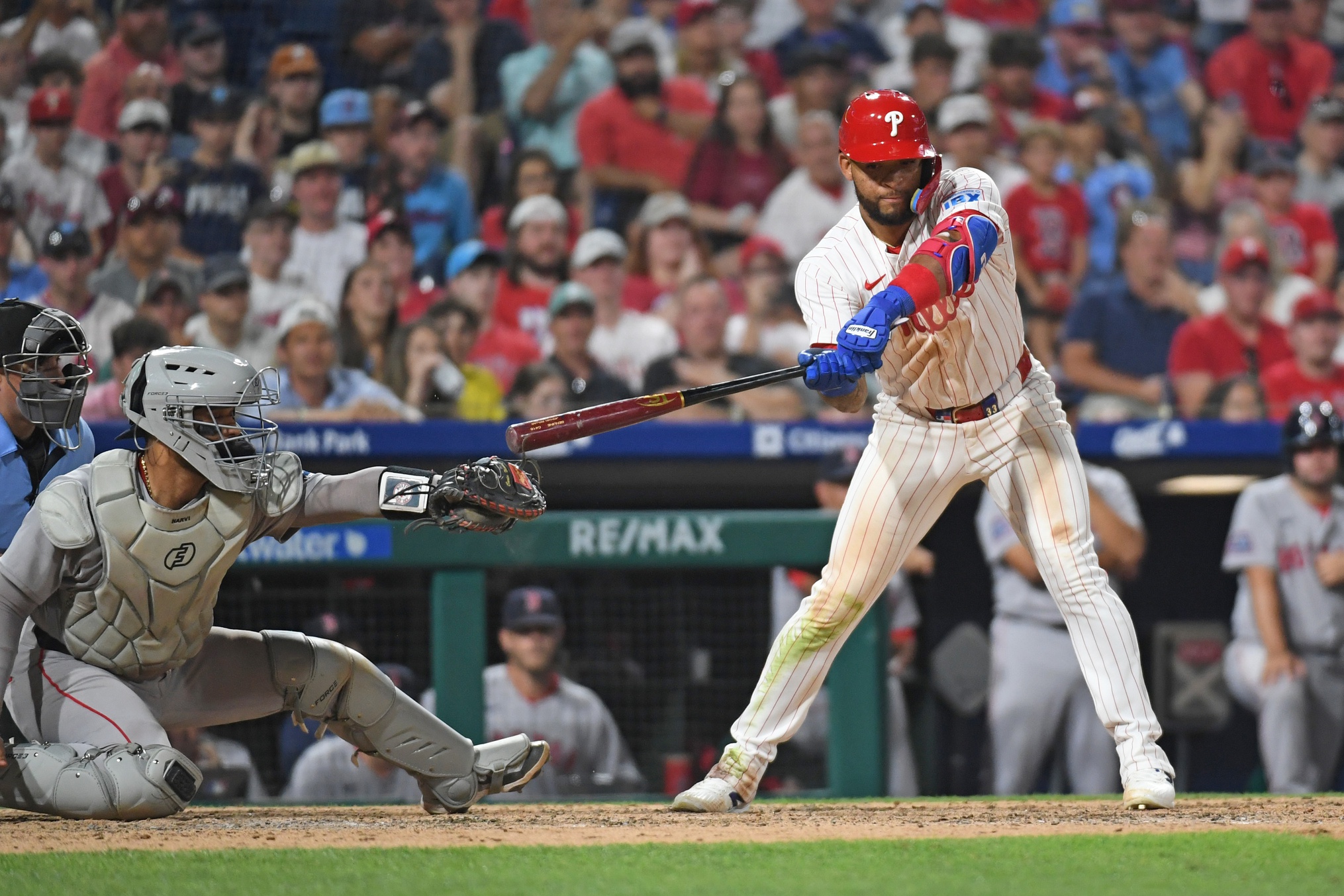 CrossingBroad's tweet card. Jordan Hicks was pitching for the Red Sox, the former San Francisco starter, not the former Eagles linebacker. And I'll tell you what, he could not hit the broad side of a barn.