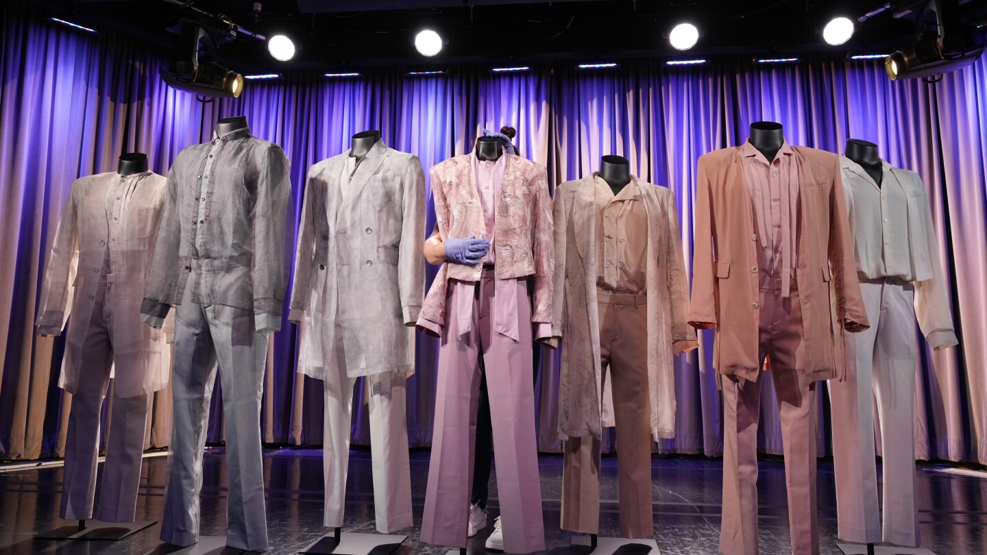 HYBEOFFICIALtwt's tweet card. The Grammy Museum will soon launch its first full-floor K-pop exhibit as part of its ongoing initiative to explore the music, culture, technology, fandom and business behind Korean pop music.