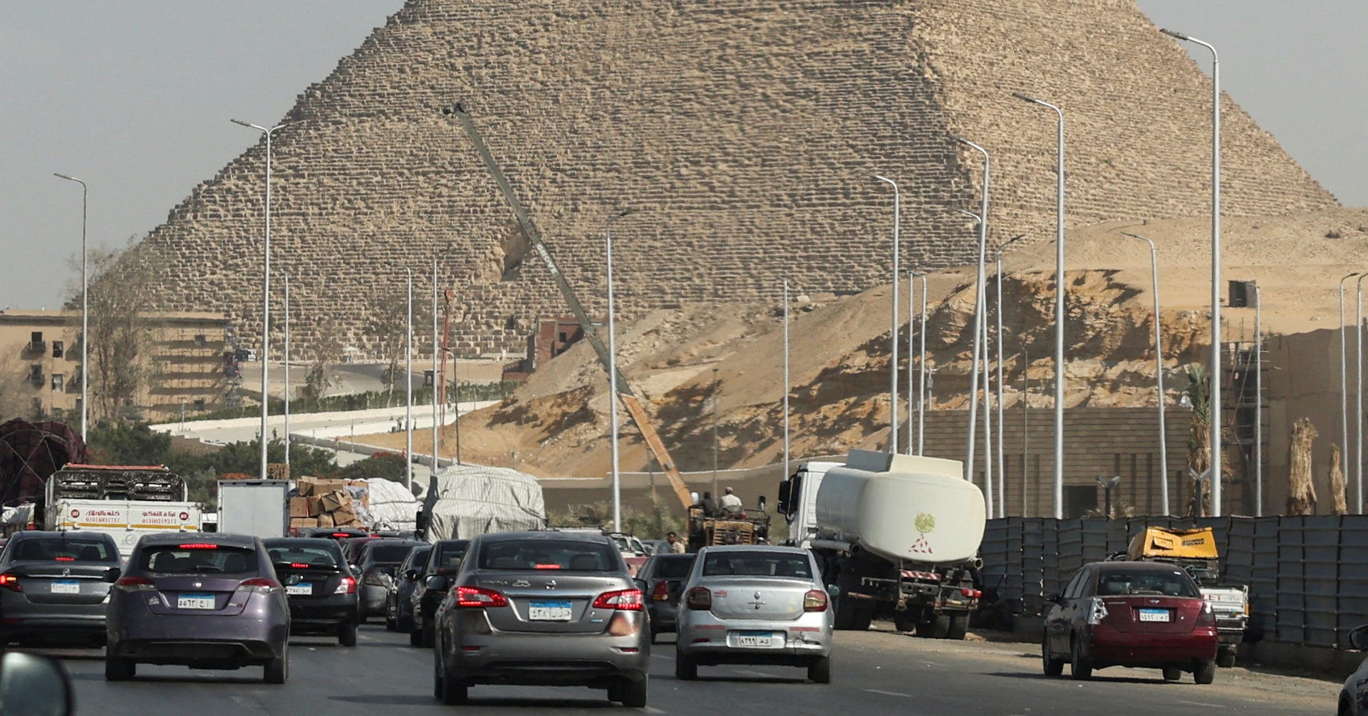 ReutersAfrica's tweet card. Egypt's current account deficit narrowed to $2.1 billion in January to March 2025 from $7.5 billion in the same period a year earlier, the central bank said on Tuesday.