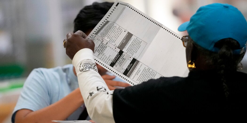 BrennanCenter's tweet card. Bad data and a politicized overhaul could spread election fraud lies and disenfranchise voters.