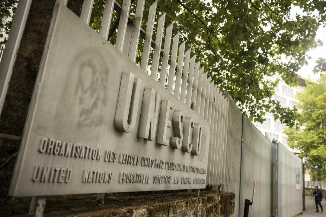 EpochTimesCan's tweet card. The UNESCO exit comes amid criticism of the agency’s ties to the Chinese Communist Party and longstanding anti-Israel concerns.