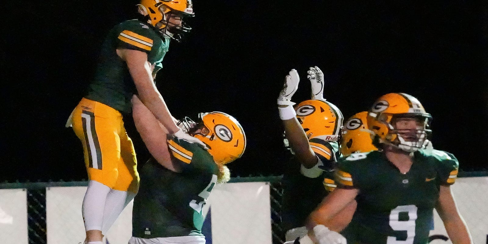 annaesnydr's tweet card. Fans decide who is the top Tuscaloosa area high school football pass catcher ahead of 2025 AHSAA high school football season.