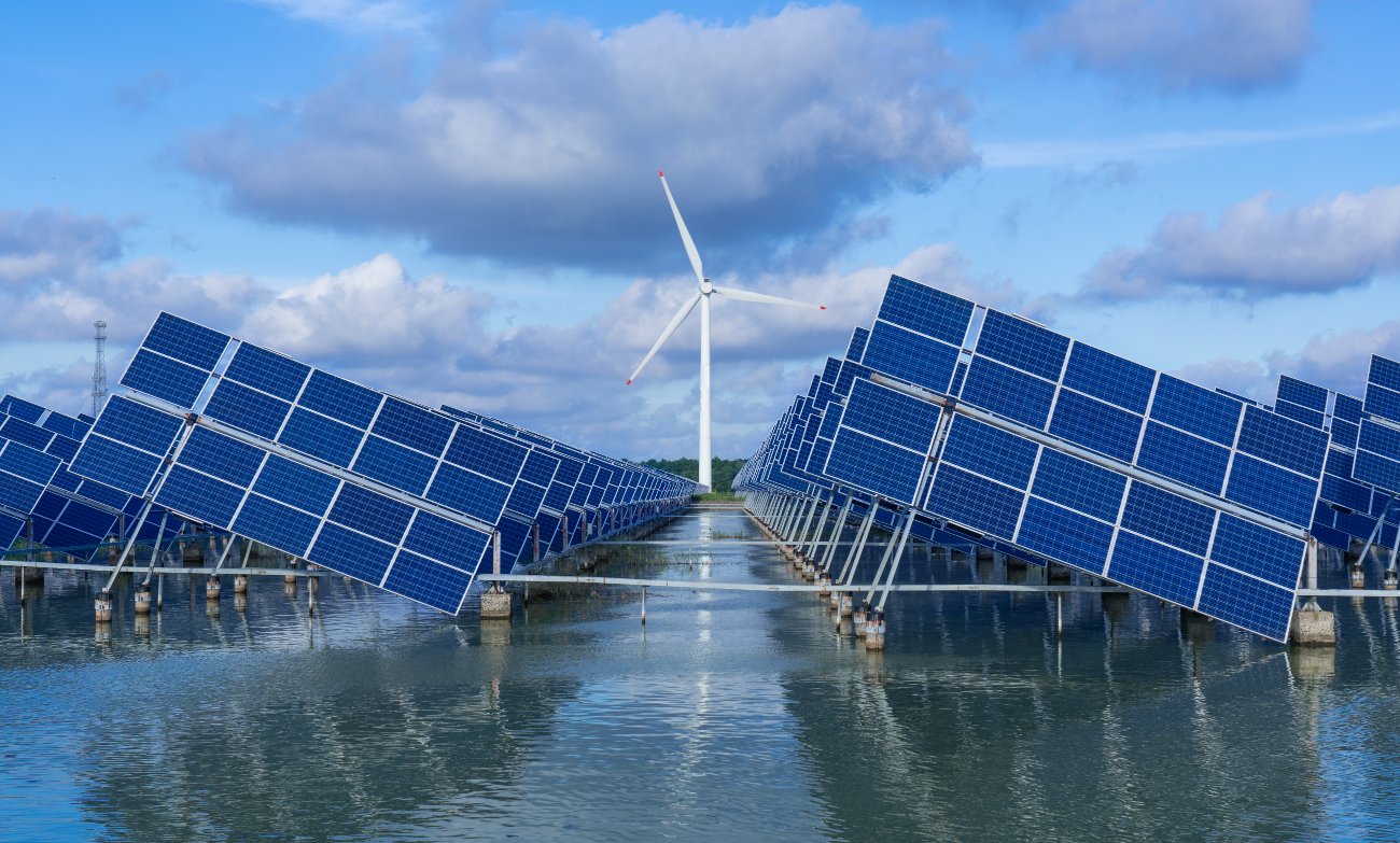 Thrive_R's tweet card. 91% of New Renewable Projects Now Cheaper Than Fossil Fuels Alternatives