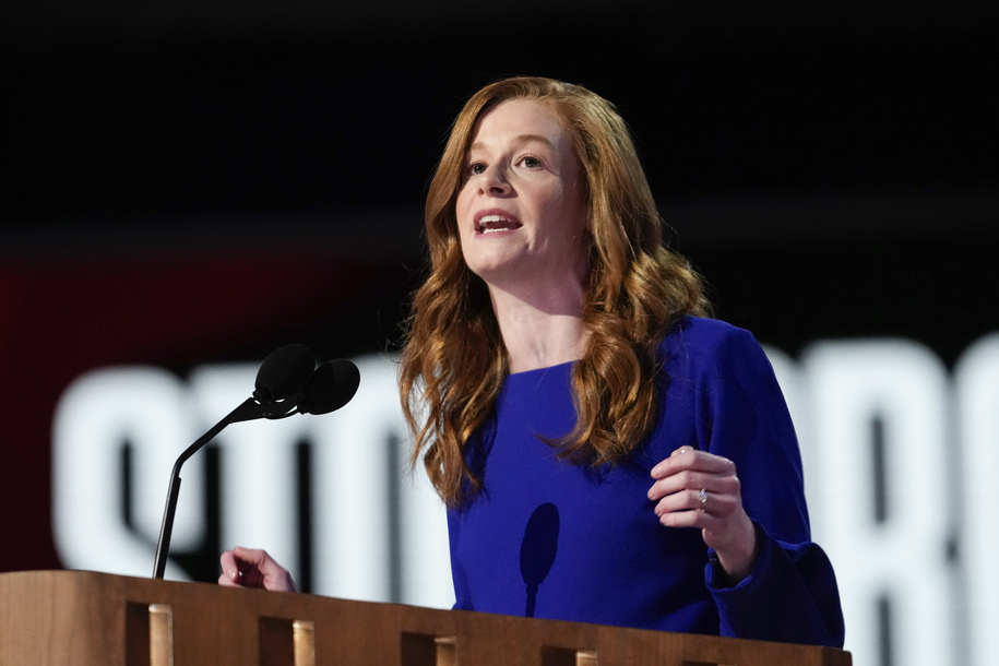 dailykos's tweet card. Michigan state Sen. Mallory McMorrow is running for fellow Democrat U.S. Sen. Gary Peters’ soon-to-be vacated seat. And in a new video, she demonstrates how she ...