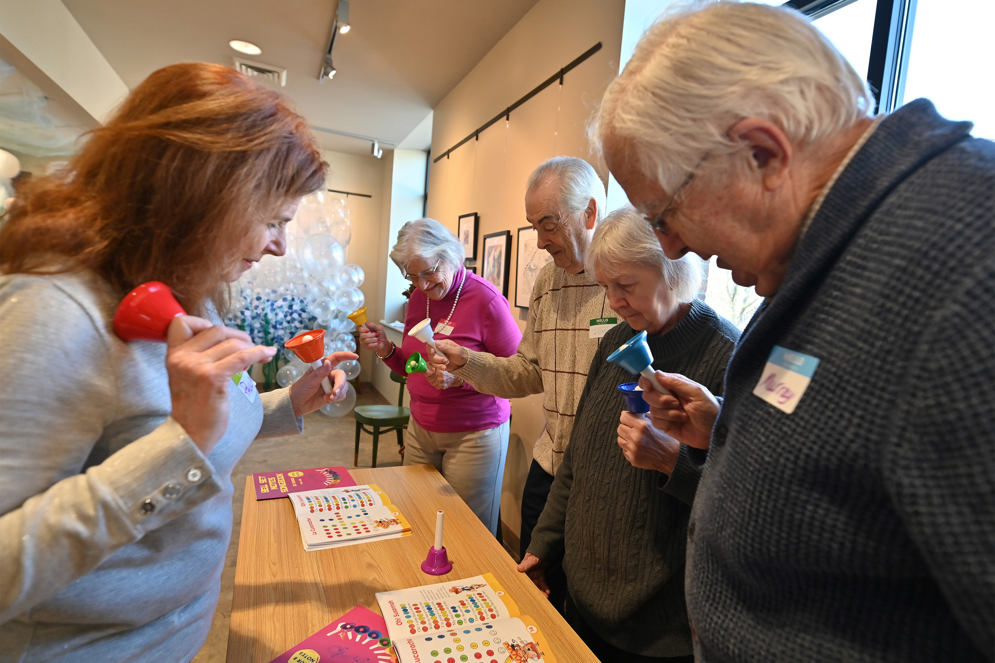 ReDementia2020's tweet card. Memory cafes are small social gatherings for individuals with memory loss and their caregivers. The events are cheap to run and can offer measurable benefits. Memory loss experts say they may become...