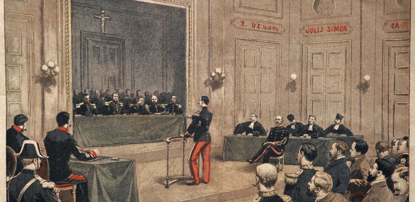 GuilPerrault's tweet card. Guillaume Perrault : « Les Français ont conçu l’écriture de l’histoire de leur pays comme un principe d’unité, la fabrication d’un commun »