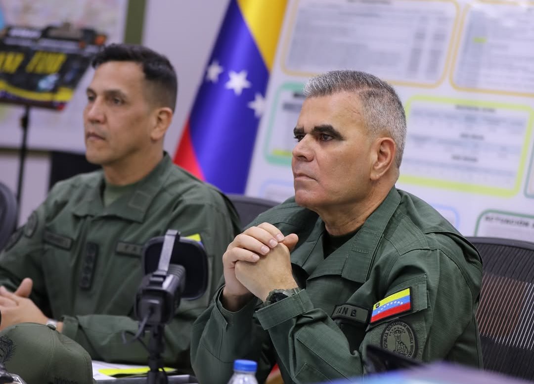 AlbertoRodNews's tweet card. La Fuerza Armada Nacional Bolivariana (FANB) de Venezuela expresó este domingo su respaldo al mandatario Nicolás Maduro ante lo que consideró como una declaración «locuaz» del secretario de Estado de...