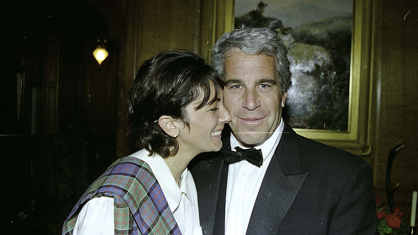 Tagesspiegel's tweet card. Die Epstein-Affäre setzt US-Präsident Trump und seine Justizministerin unter Druck – auch aus der MAGA-Bewegung. Der stellvertretende Generalstaatsanwalt will sich bald mit Ghislaine Maxwell treffen.