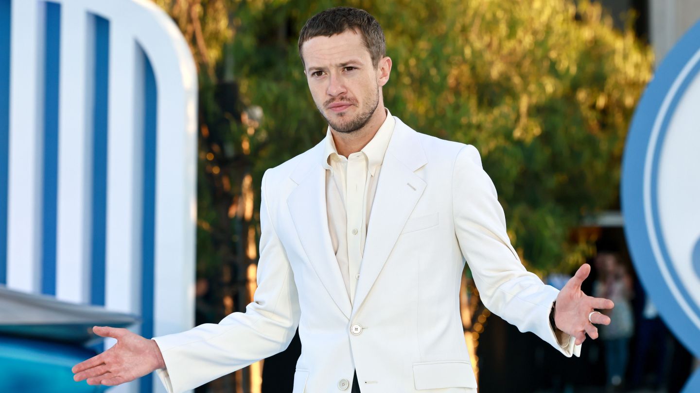 THR's tweet card. Quinn, who plays Johnny Storm/Human Torch in 'The Fantastic Four: First Steps,' joined Pedro Pascal, Vanessa Kirby and Ebon Moss-Bachrach at their film's L.A. premiere.