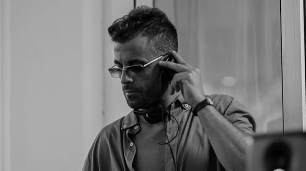 residentadvisor's tweet card. The Naples-born DJ's father claims local police "beat him to death."