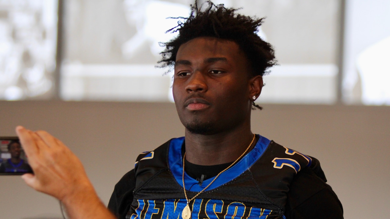 BenThomasPreps's tweet card. Mae Jemison defensive standout Hezekiah Harris has been committed to Auburn for more than a year.