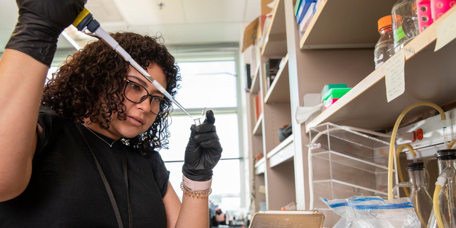 CUCancerCenter's tweet card. Participation in a clinical trial can mean access to promising cancer treatments, and it can also help advance scientific discoveries that benefit others.