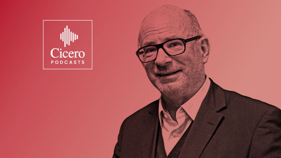 cicero_online's tweet card. Die Debatte um Frauke Brosius-Gersdorf, SPD-Kandidatin für das Bundesverfassungsgericht, hat Fragen nach der Politisierung des obersten Gerichts aufgeworfen. Im Cicero Podcast Politik kritisiert der...