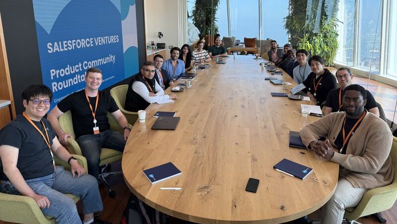 SalesforceVC's tweet card. What a dozen product leaders in the Salesforce Ventures portfolio taught us about AI adoption and implementation.