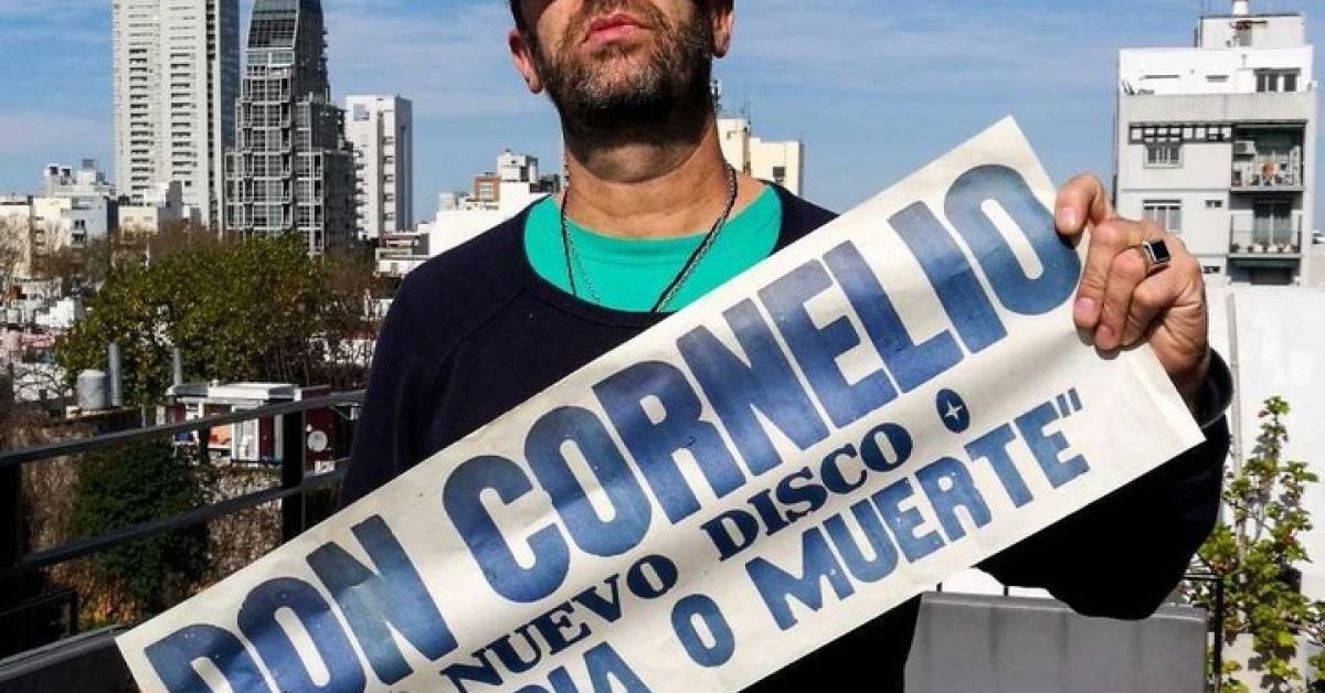 juaniprovendola's tweet card. En una charla en Villa Gesell bajo el diluvio hacia febrero de 2021, el músico explicó por qué escogía ese álbum de Don Cornelio y la Zona como e