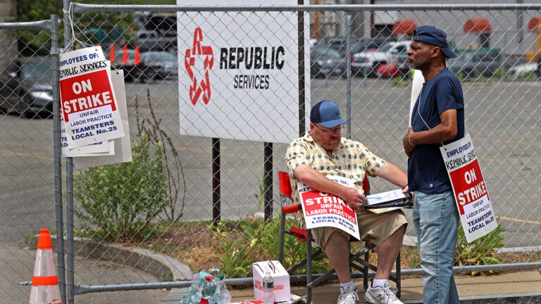Teamsters25's tweet card. A work stoppage involving trash collectors passed the 20-day mark. With dumpsters overflowing and negotiations stalling, there appears to be no end in sight.