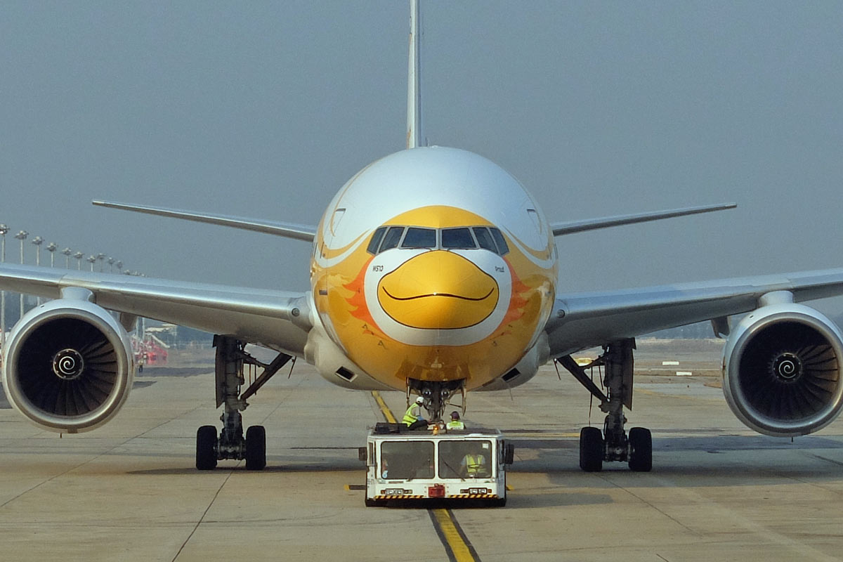 Shahram11938714's tweet card. Un nouveau bel exemple de contournement des sanctions occidentales contre le régime iranien. Cinq Boeing 777-200ER ont rejoint discrètement l’Iran