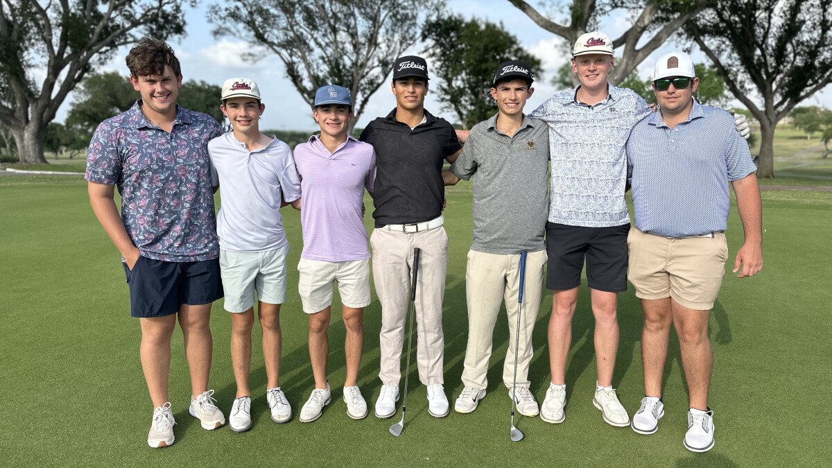 tsarnold921's tweet card. Calallen boys golf team heads to their first-ever UIL 4A State Tournament, led by freshman Gage Hirschfield, whose father qualified 25 years ago as an individual. Kingsville sends two seniors to rep.