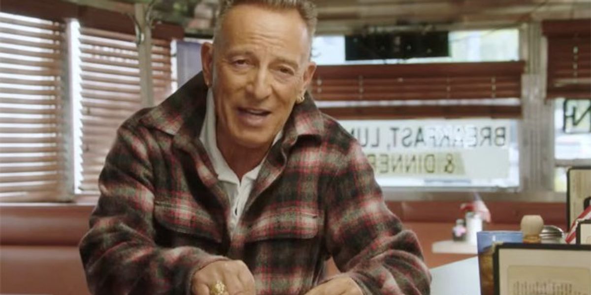 RawStory's tweet card. Donald Trump's decision to pound out a screed aimed at 75-year-old musician Bruce Springsteen on Friday appears to be the result of masterful trolling of the president who likely put money in the New...