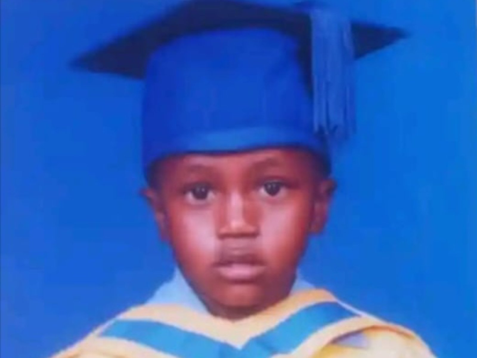 EversonLuhanga's tweet card. Six-year-old Lethabo Mzolo was found frozen to death after walking with three young cousins for 32km because they were hungry.