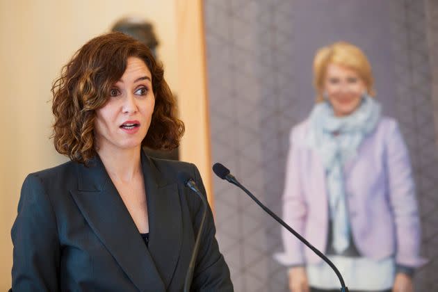 JimenezLabella's tweet card. El PSOE solicita auditar a Madrid Network, el chiringuito de Aguirre y Ayuso que concedió casi dos millones a Equipo Económico