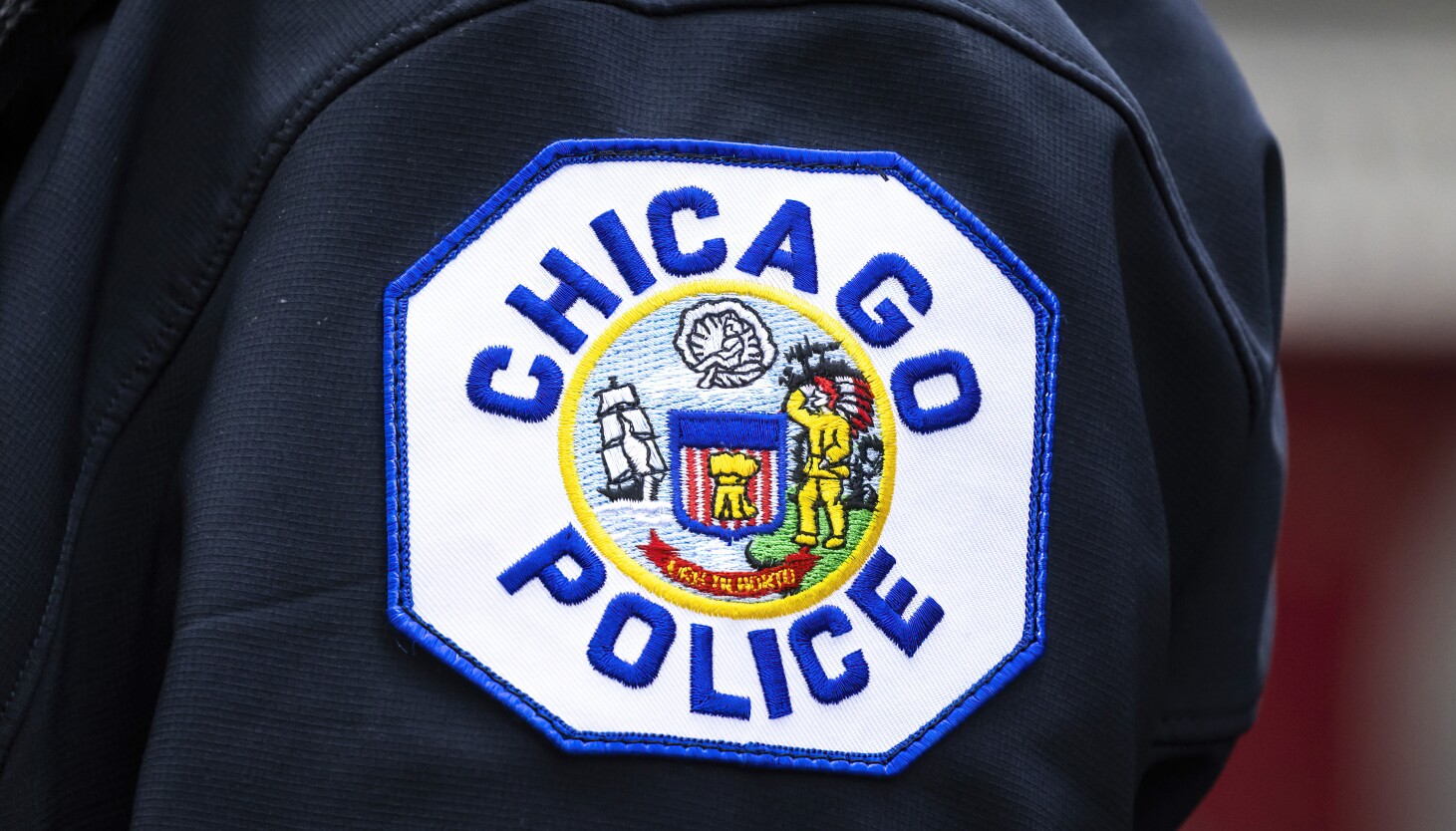 SeidelContent's tweet card. A person who is 'threatening to harm' themselves prompted the incident late Tuesday morning in the lobby of the building at 219 S. Dearborn St.