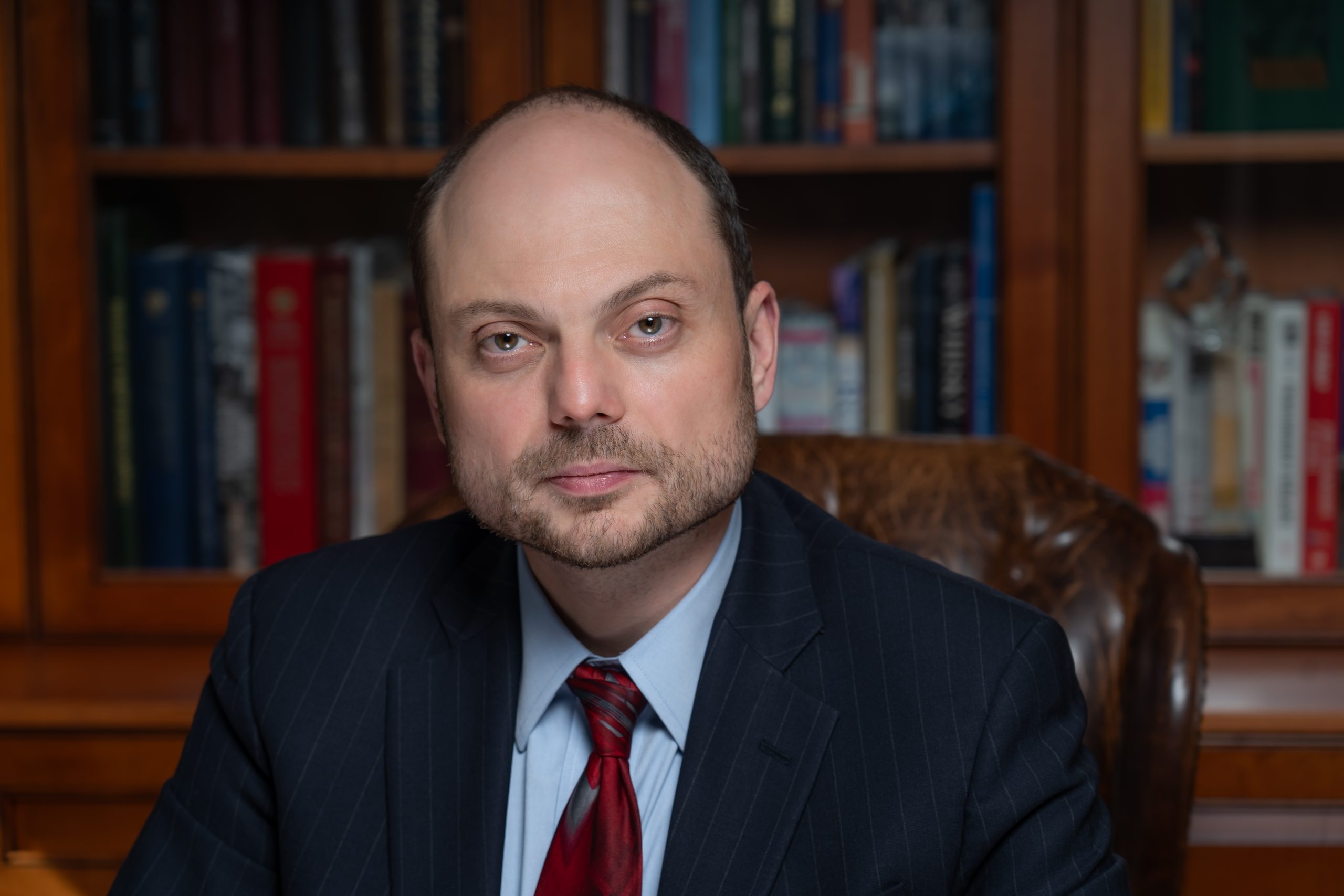 RandolphMacon's tweet card. Vladimir Kara-Murza, a Russian politician, author, historian, and former political prisoner, will present “Gone Today, Here Tomorrow: The Fight for Democracy.”