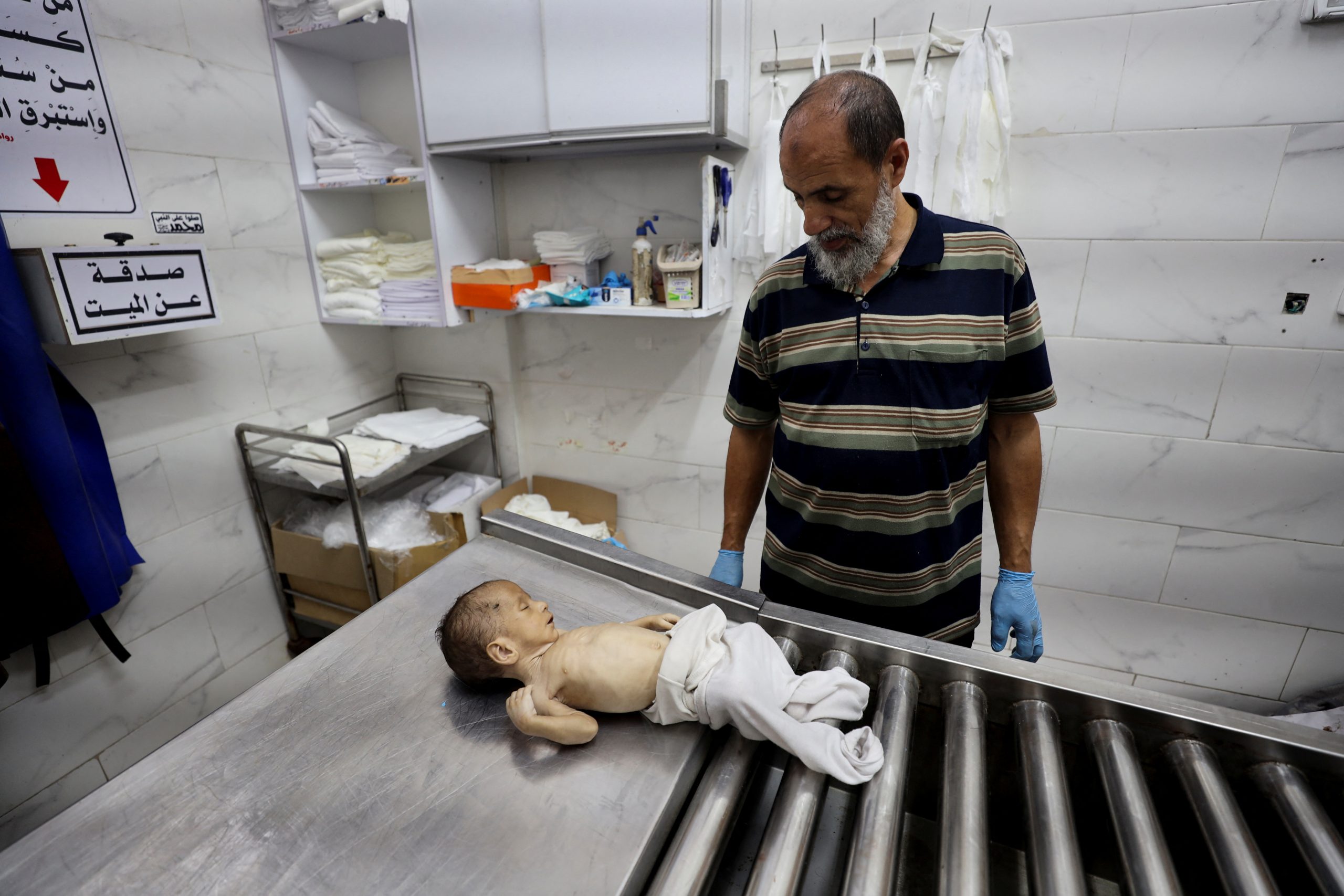 Antiwarcom's tweet card. Gaza's Health Ministry reported on Tuesday that 15 more Palestinians starved to death in Gaza over 24 hours due to the US-backed Israeli blockade on the besieged territory. Among the dead were four...